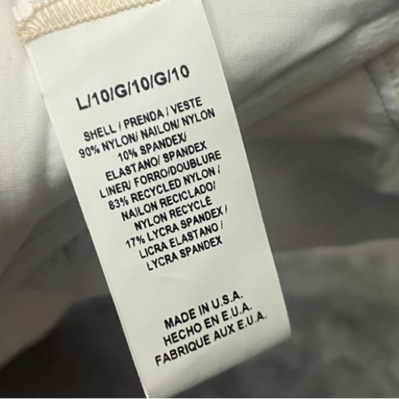 New! Vitamin A Demi underwire bikini top Cypress Tropical Print 10627 - Picture 6 of 7